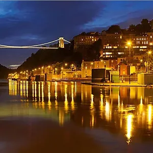 Holiday home Beautiful Large Victorian Waterfront House, Bristol