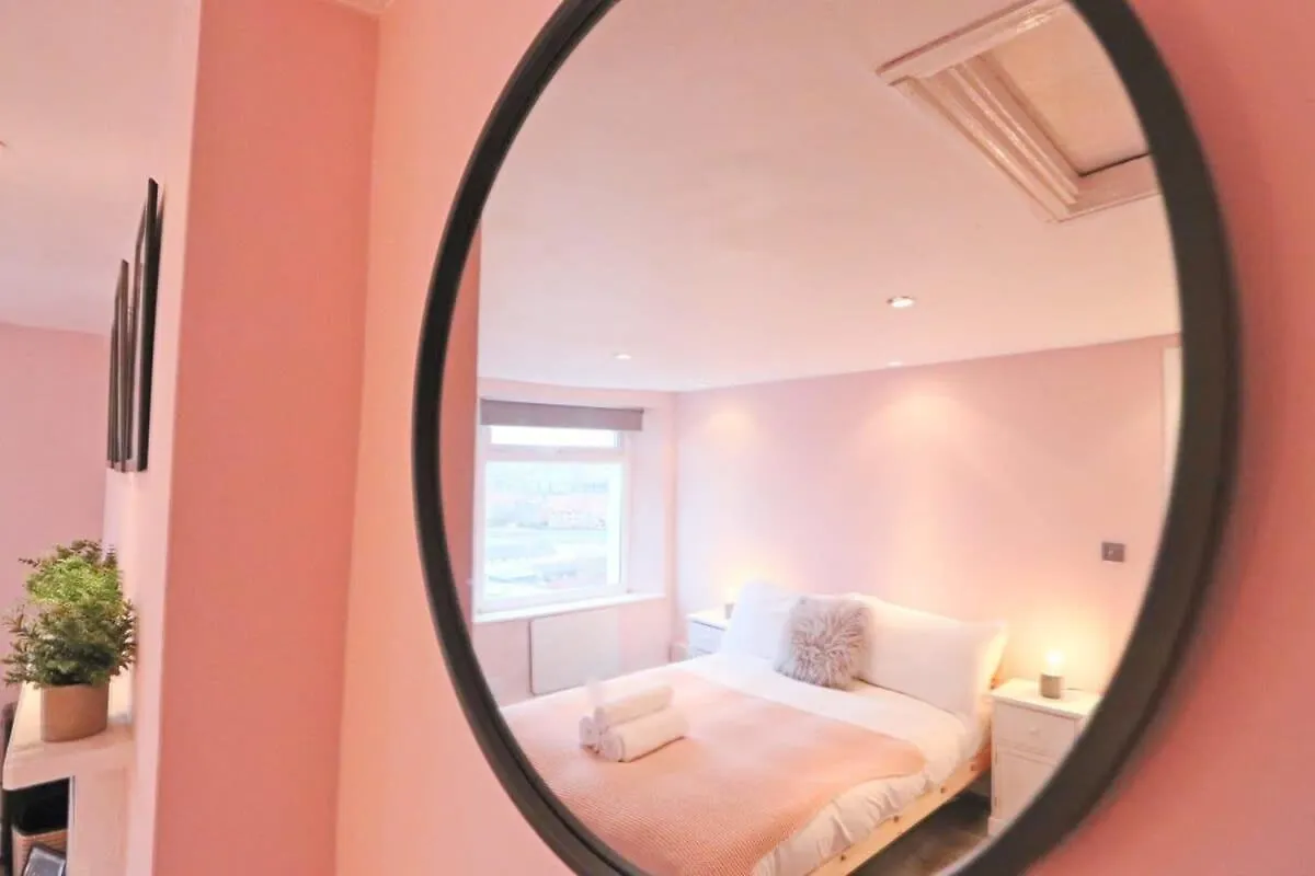 Ambrose Apartment - Hopewell Bristol