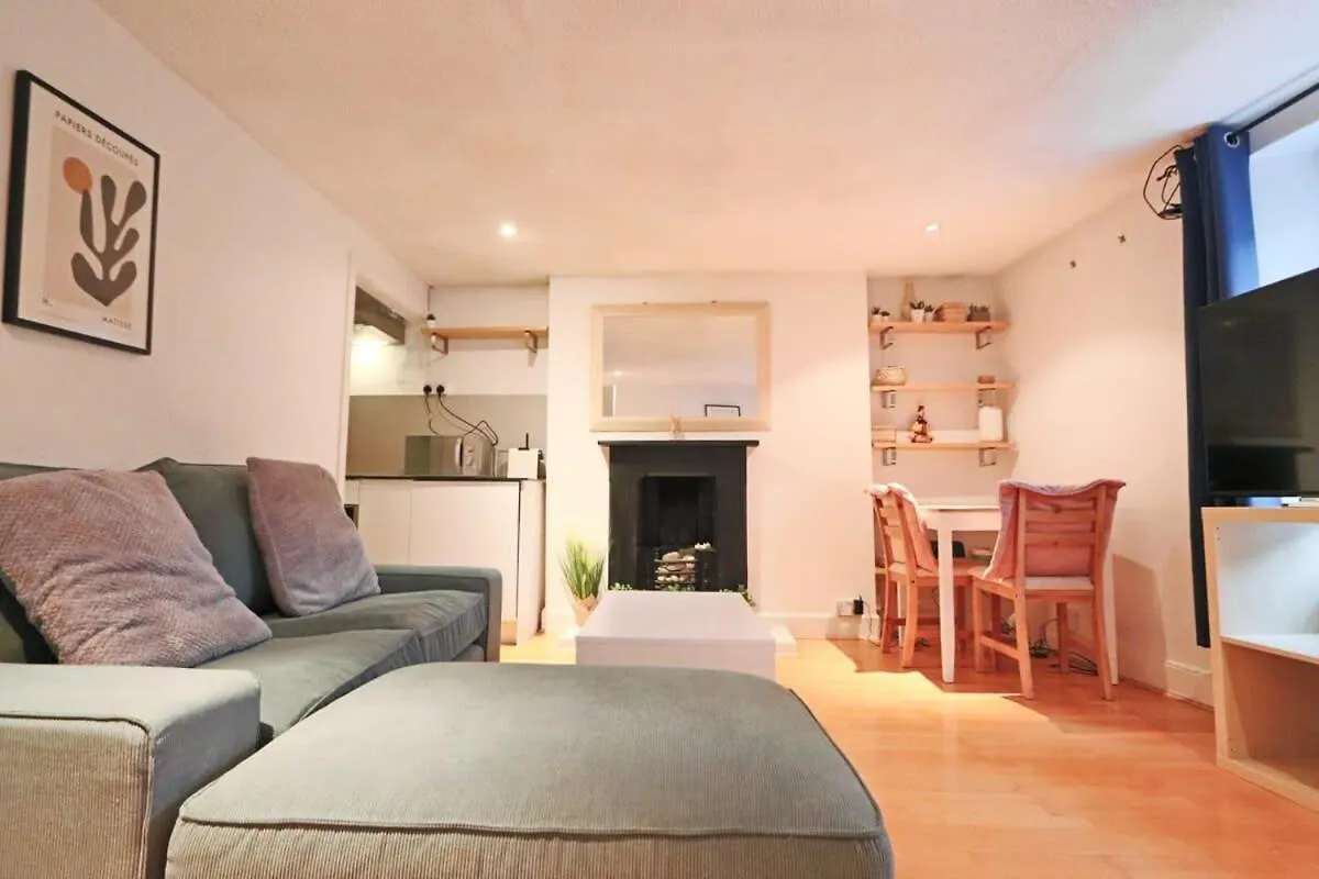 Ambrose Apartment - Hopewell Bristol