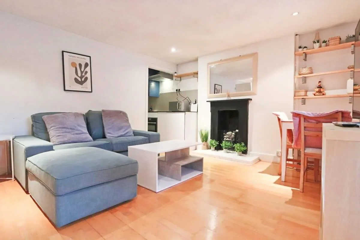 Ambrose Apartment - Hopewell Bristol